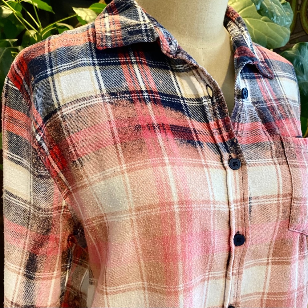 Anthropologie custom bleached flannel - Picture 10 of 13